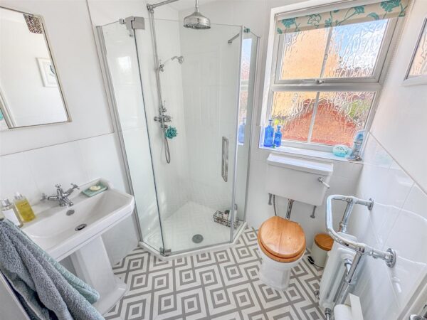 Fieldfare Close, Corby