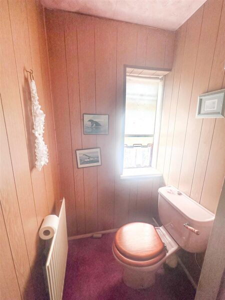 Llewellyn Walk, Corby