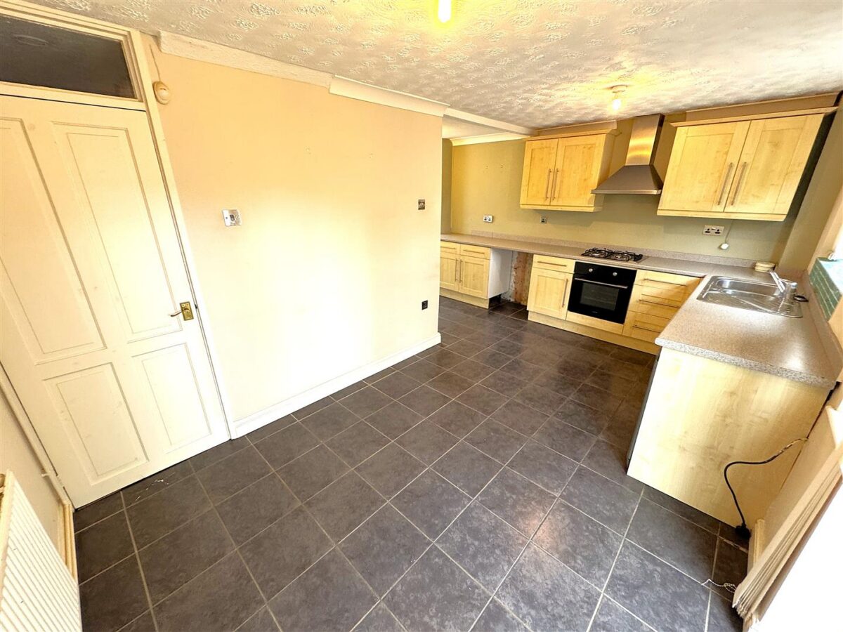 Kensington walk, Corby