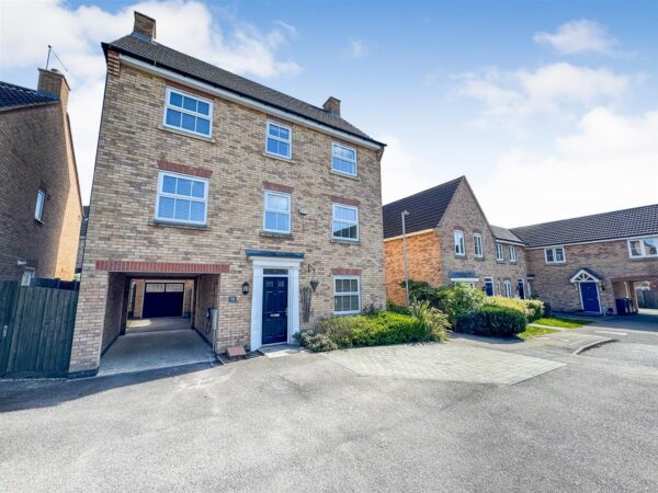 Fieldfare Close, Corby