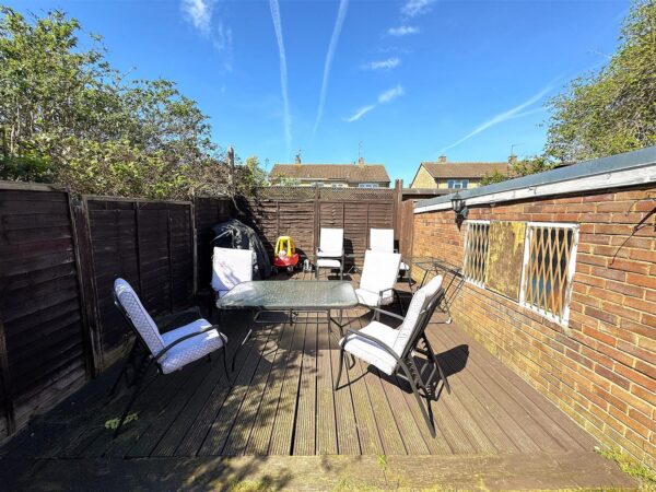 Croyde Avenue, Corby