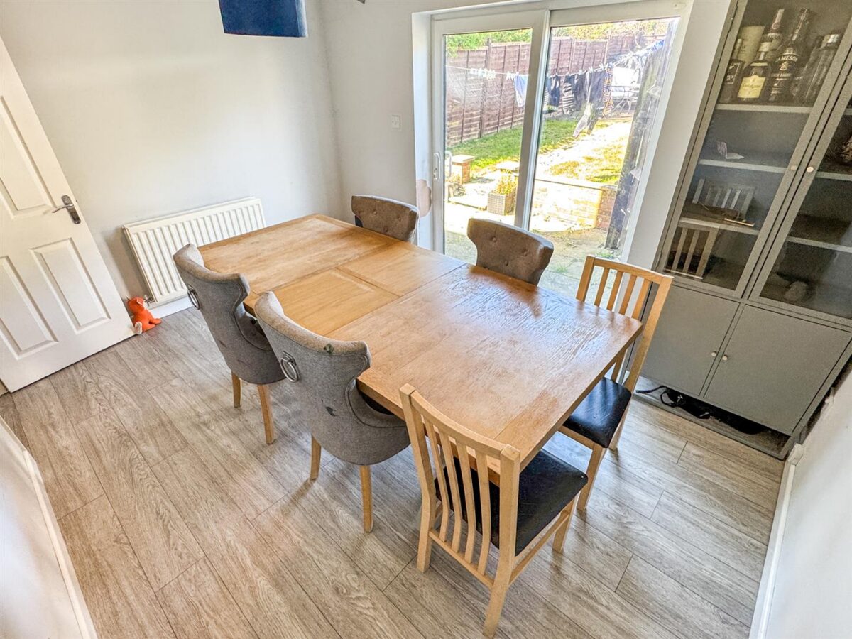 Croyde Avenue, Corby