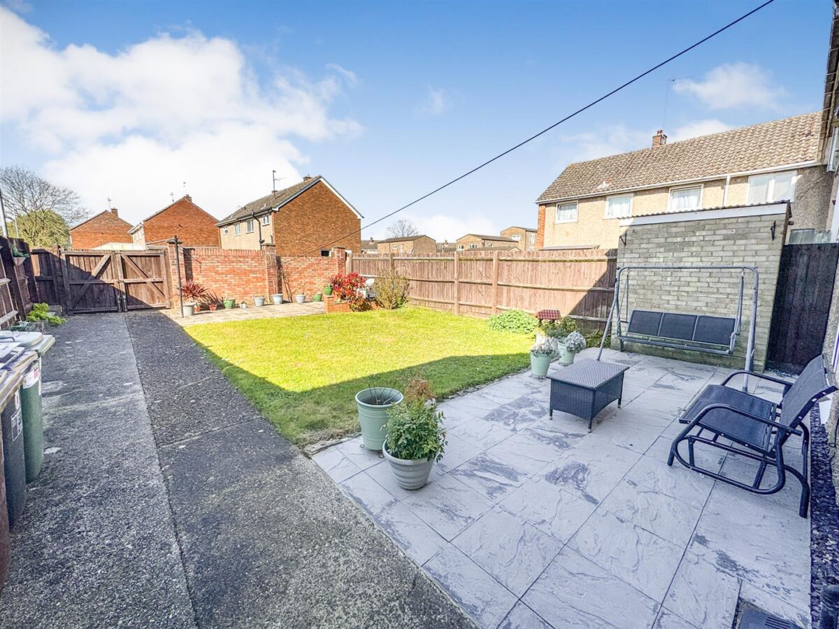 Langport Green, Corby