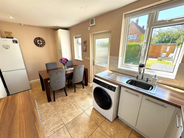 Thoroughsale Road, Corby