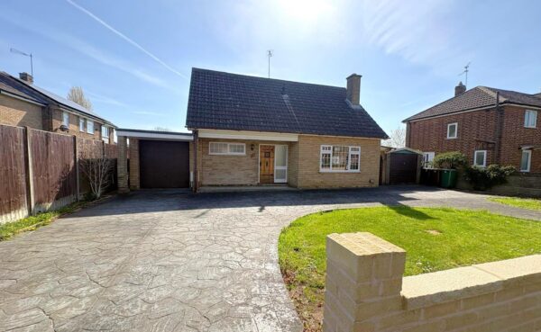 Studfall Avenue, Corby