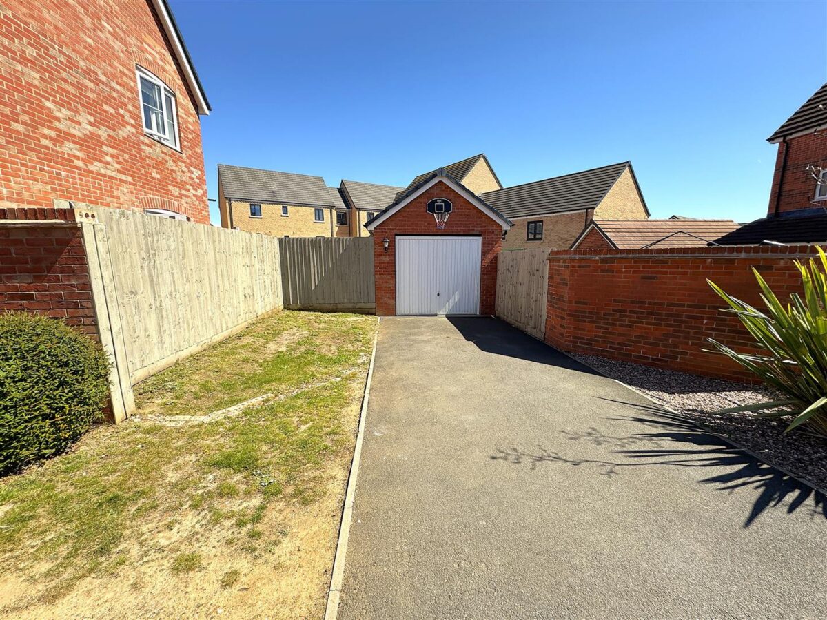 Sunningdale drive, Corby