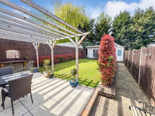 Richmond Road, Corby