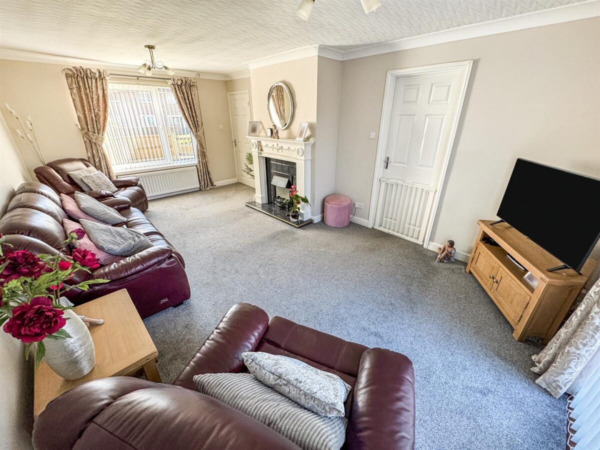 Langport Green, Corby