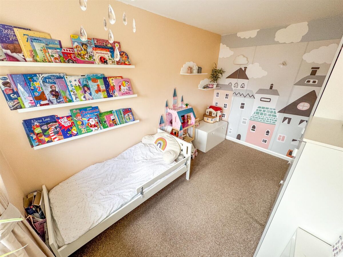 25, Tower Hill Road, Corby, North Northamptonshire