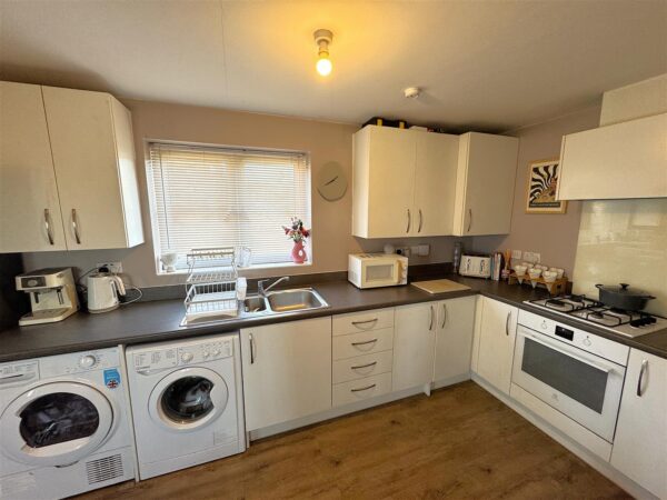 Airfield Way, Weldon, Corby