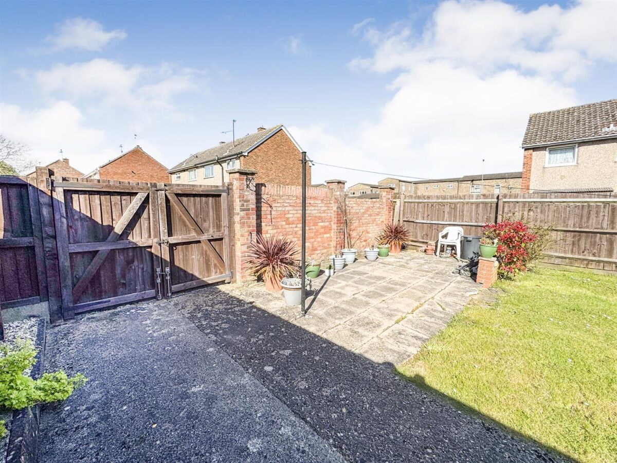 Langport Green, Corby