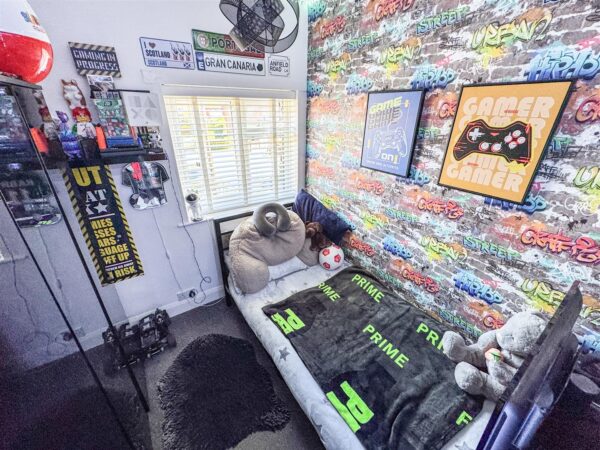 Fineshade Grove, Corby