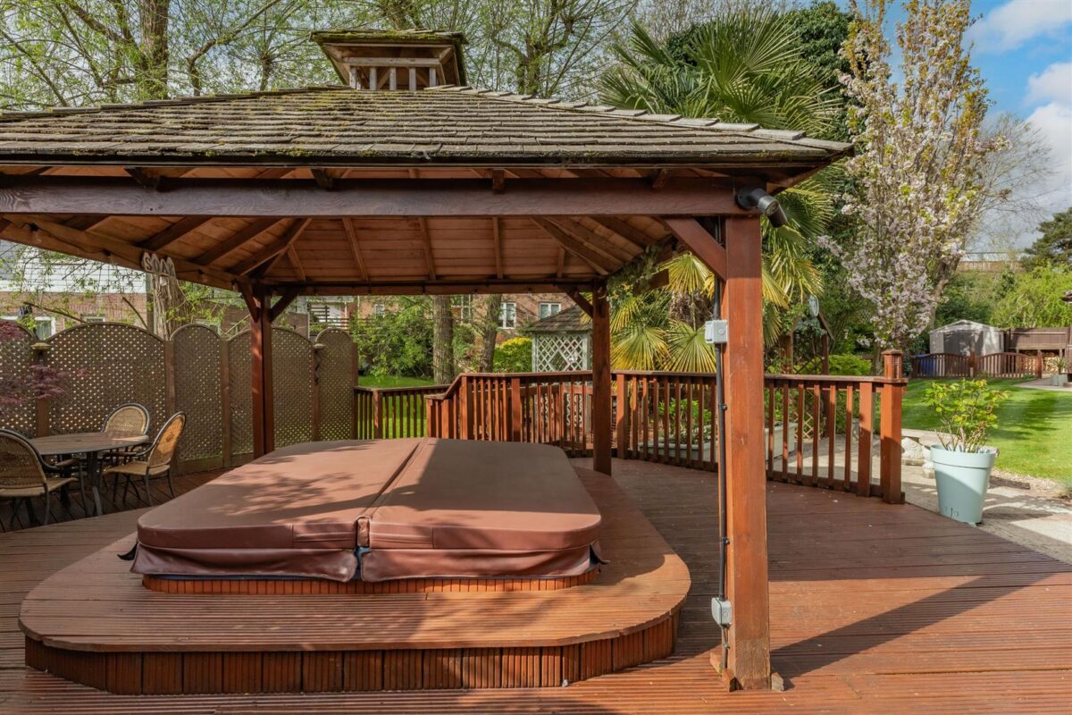 Beech Close, Desborough, Kettering