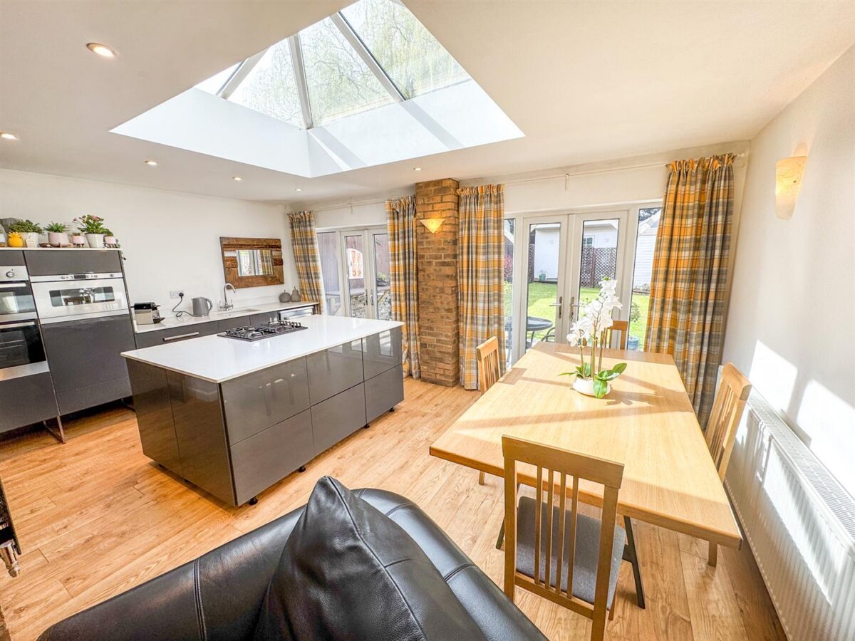 Richmond Road, Corby