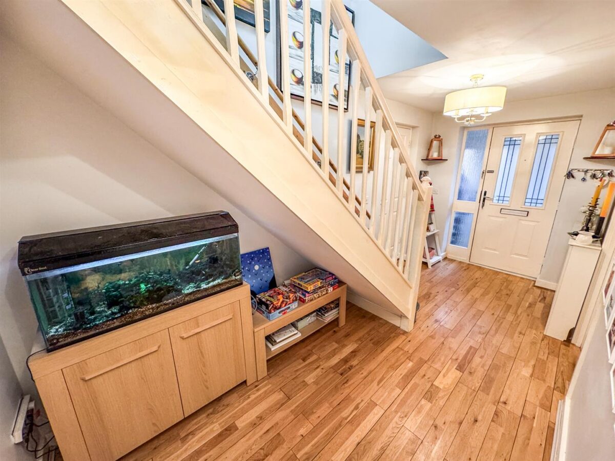 Melford Close, Corby