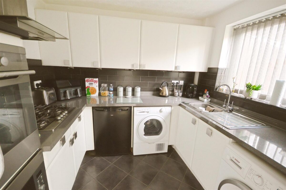 Charnwood Road, Corby