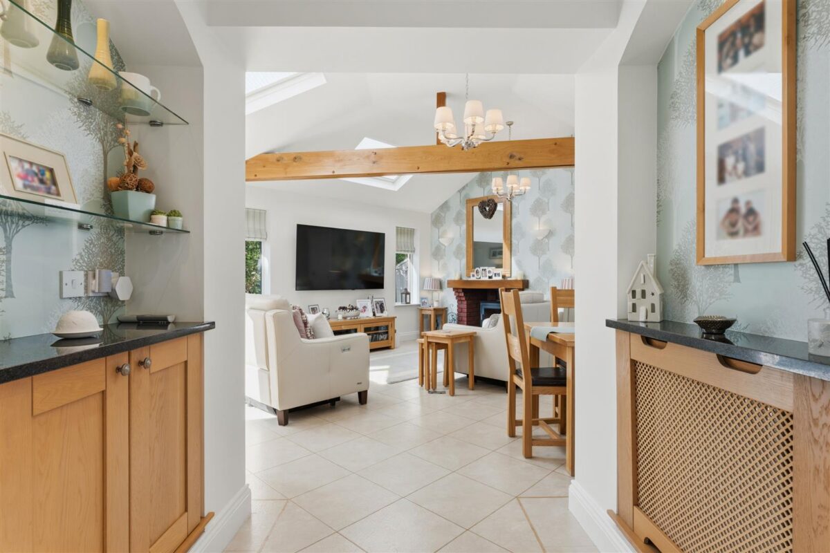 Beech Close, Desborough, Kettering