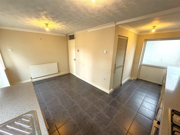 Kensington walk, Corby