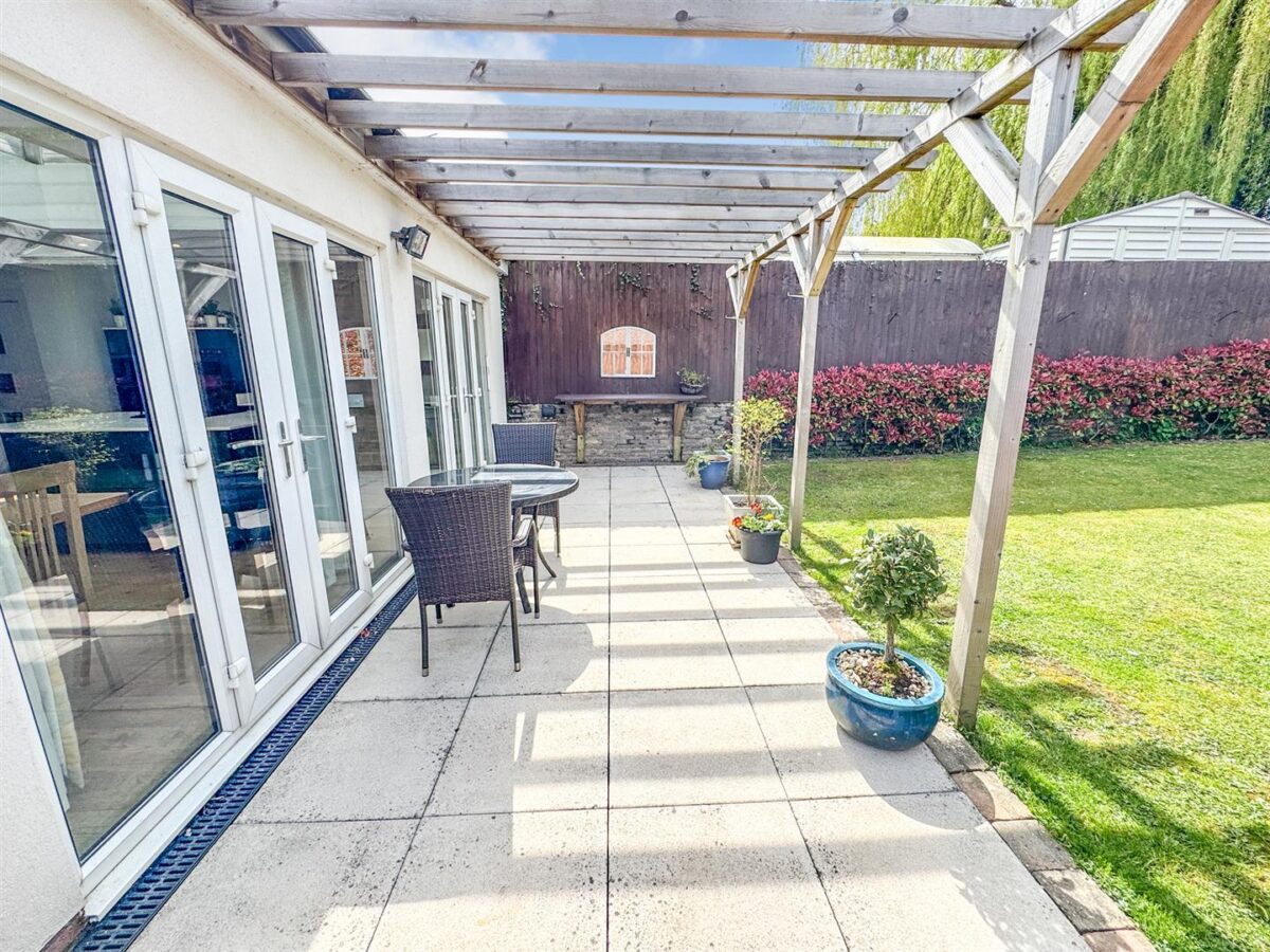 Richmond Road, Corby