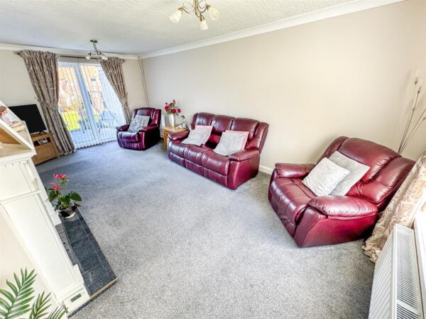 Langport Green, Corby