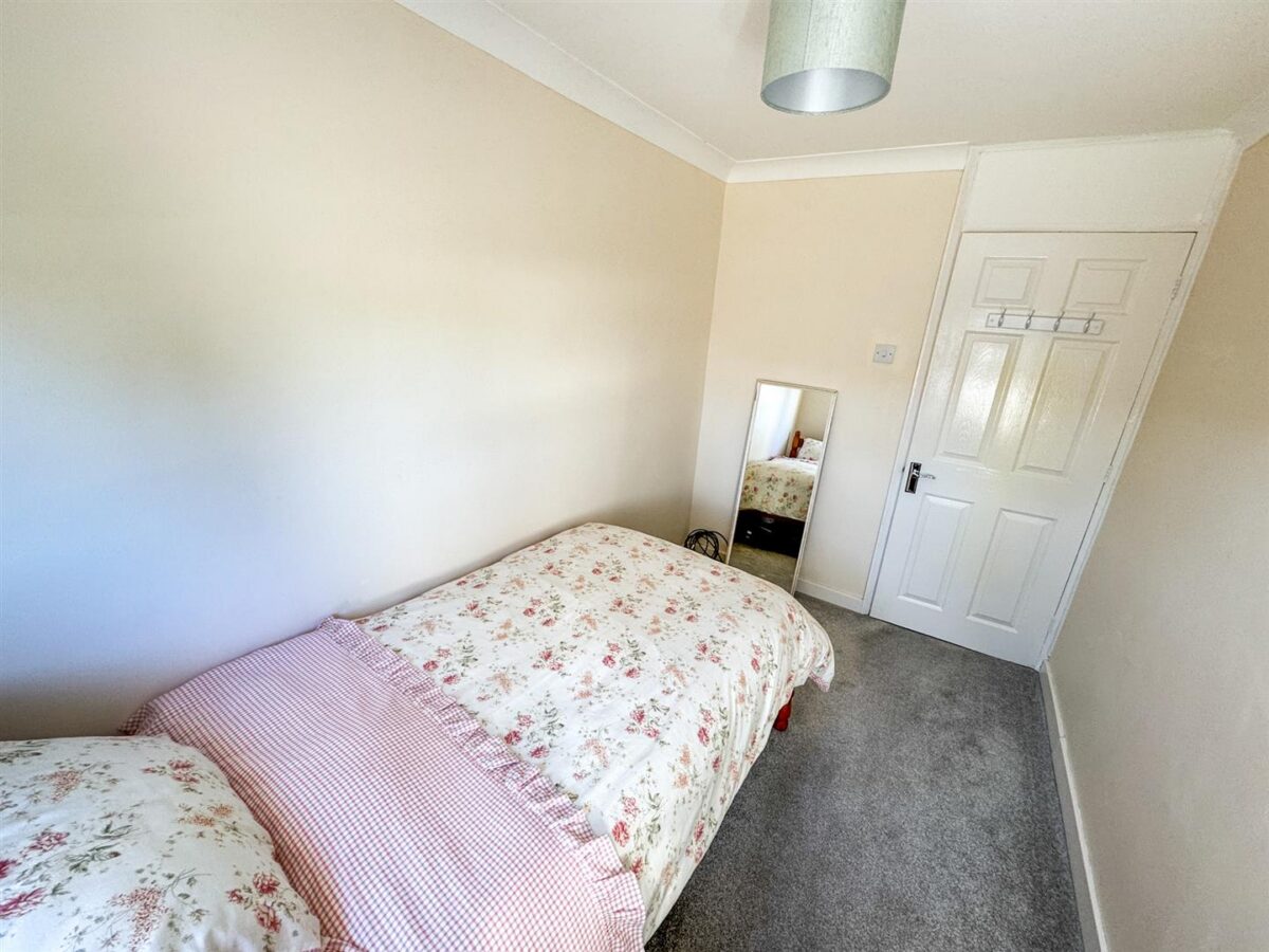 Langport Green, Corby