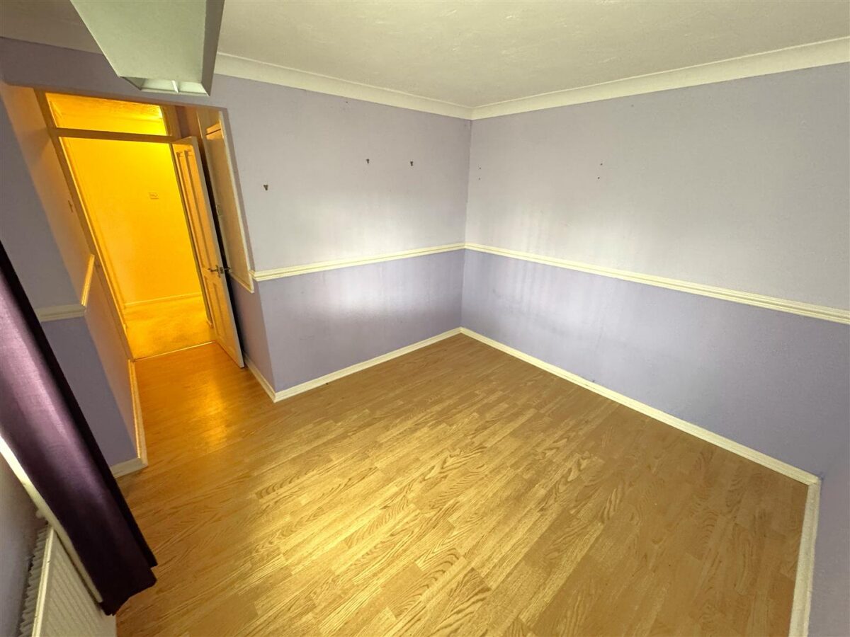 Kensington walk, Corby