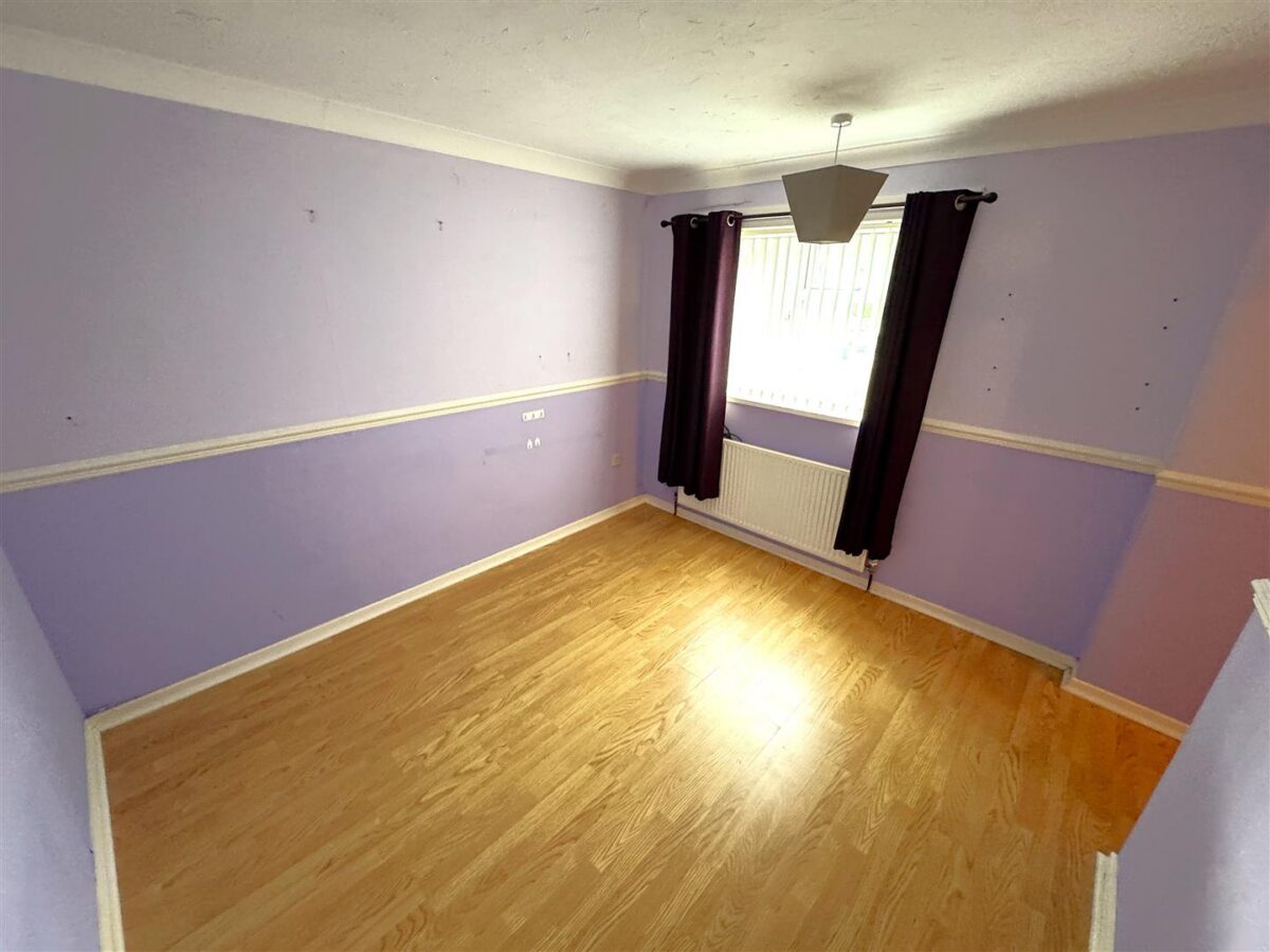 Kensington walk, Corby