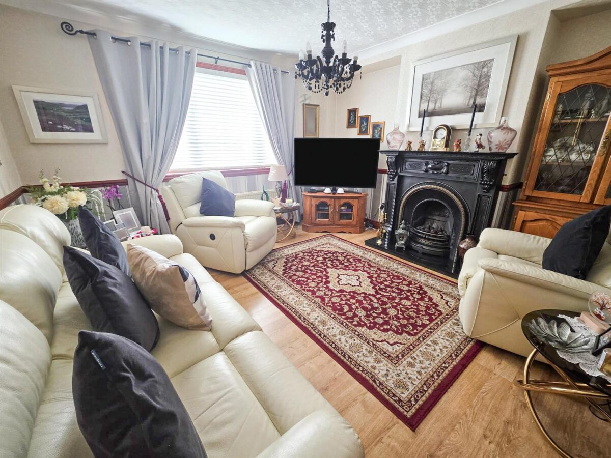 Shakespeare Way, Corby