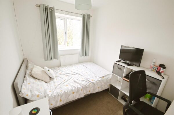 Charnwood Road, Corby