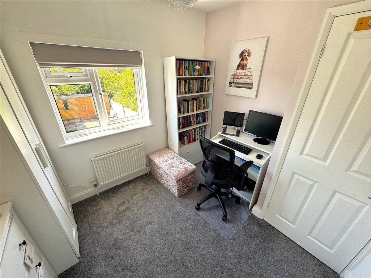 Thoroughsale Road, Corby