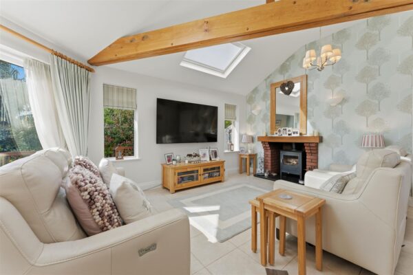 Beech Close, Desborough, Kettering