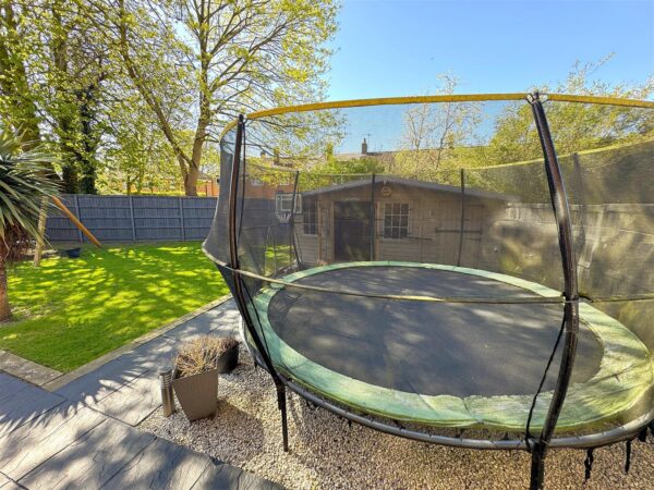 Fineshade Grove, Corby