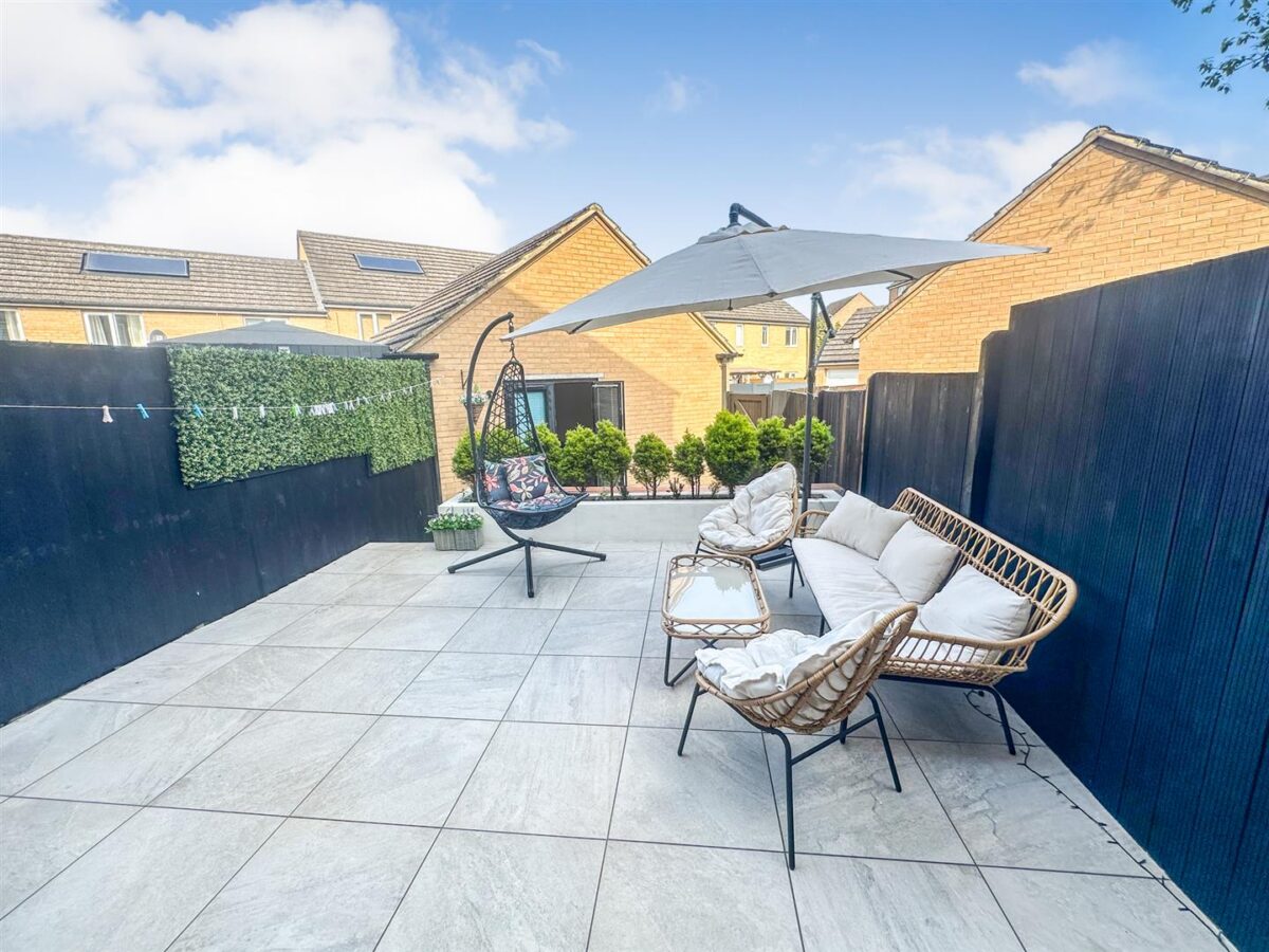 Gunnell Road, Corby