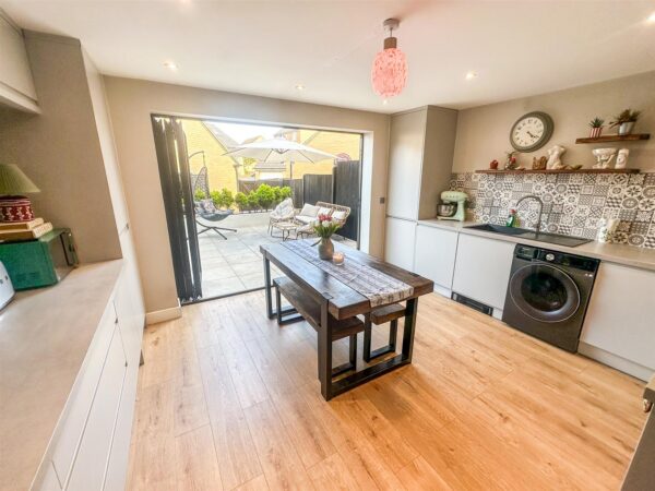 Gunnell Road, Corby