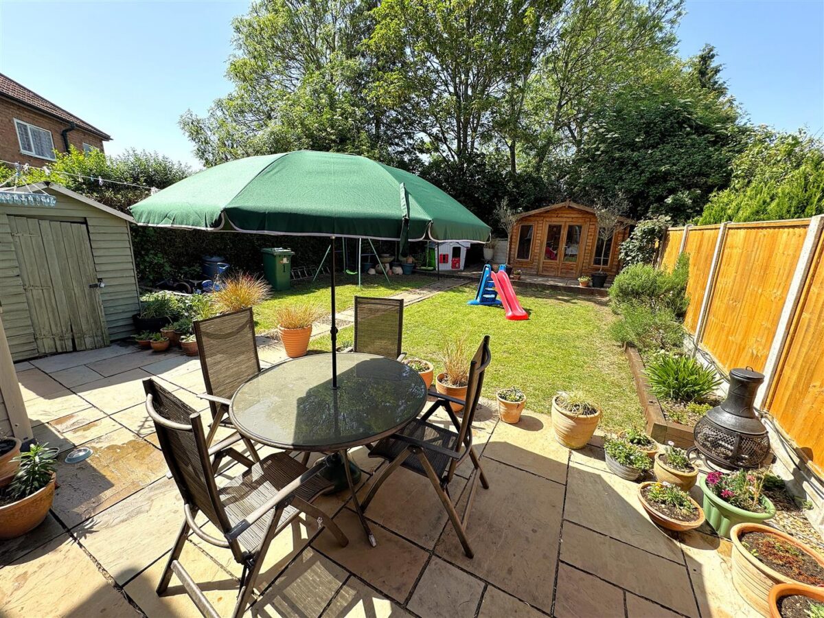 Thoroughsale Road, Corby