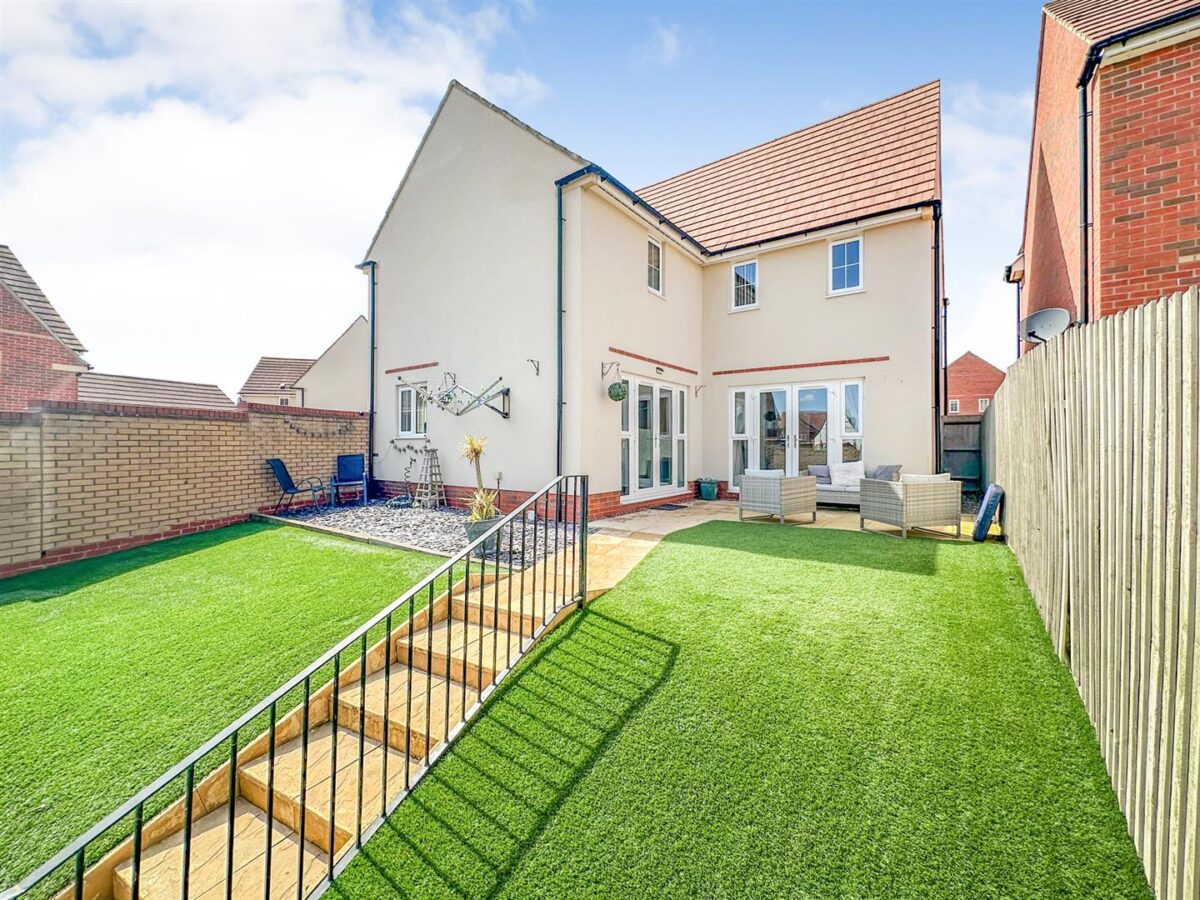 Aintree Road, Corby