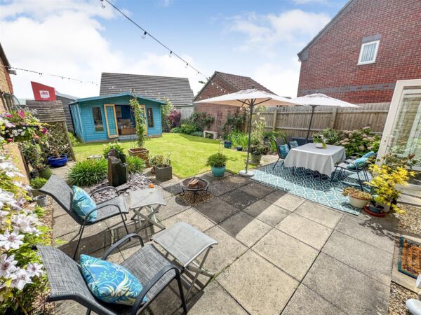 Applegarth Close, Corby