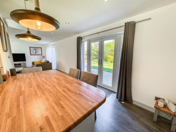 Dunedin Road, Corby