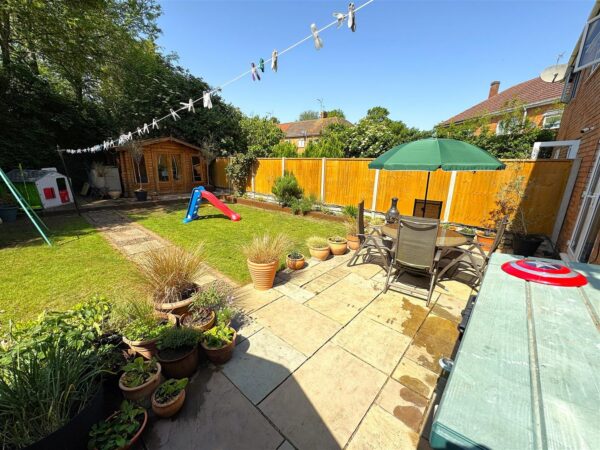 Thoroughsale Road, Corby