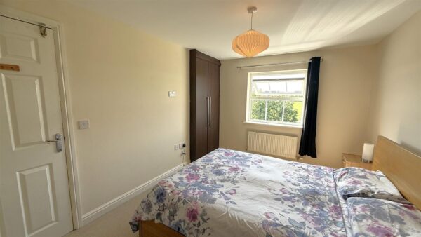 Dunnock Road, Corby