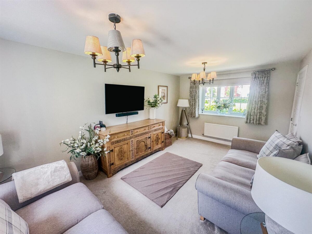 Arnold Drive, Corby