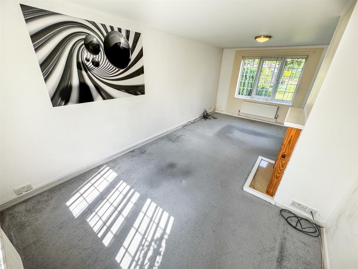 Cupar Crescent, Corby