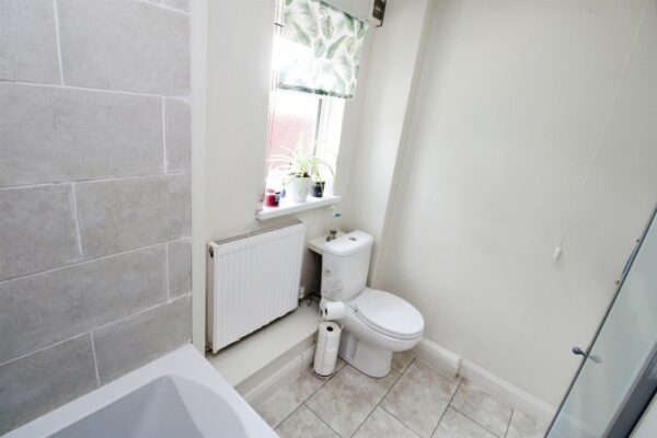 Thoroughsale Road, Corby