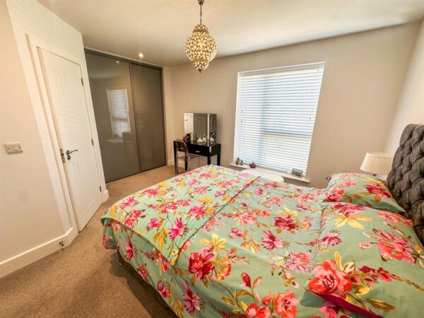 Park View, Corby