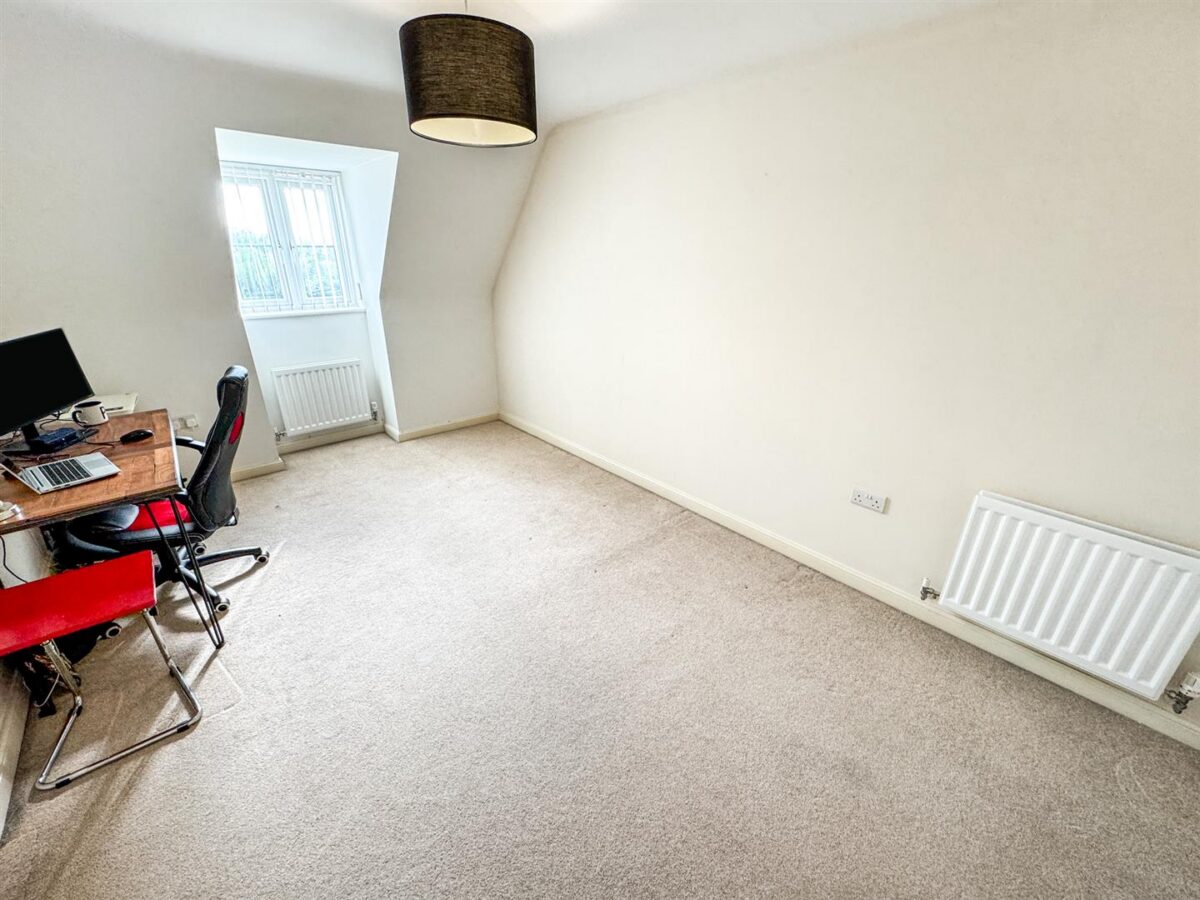 Cotswold Close, Corby