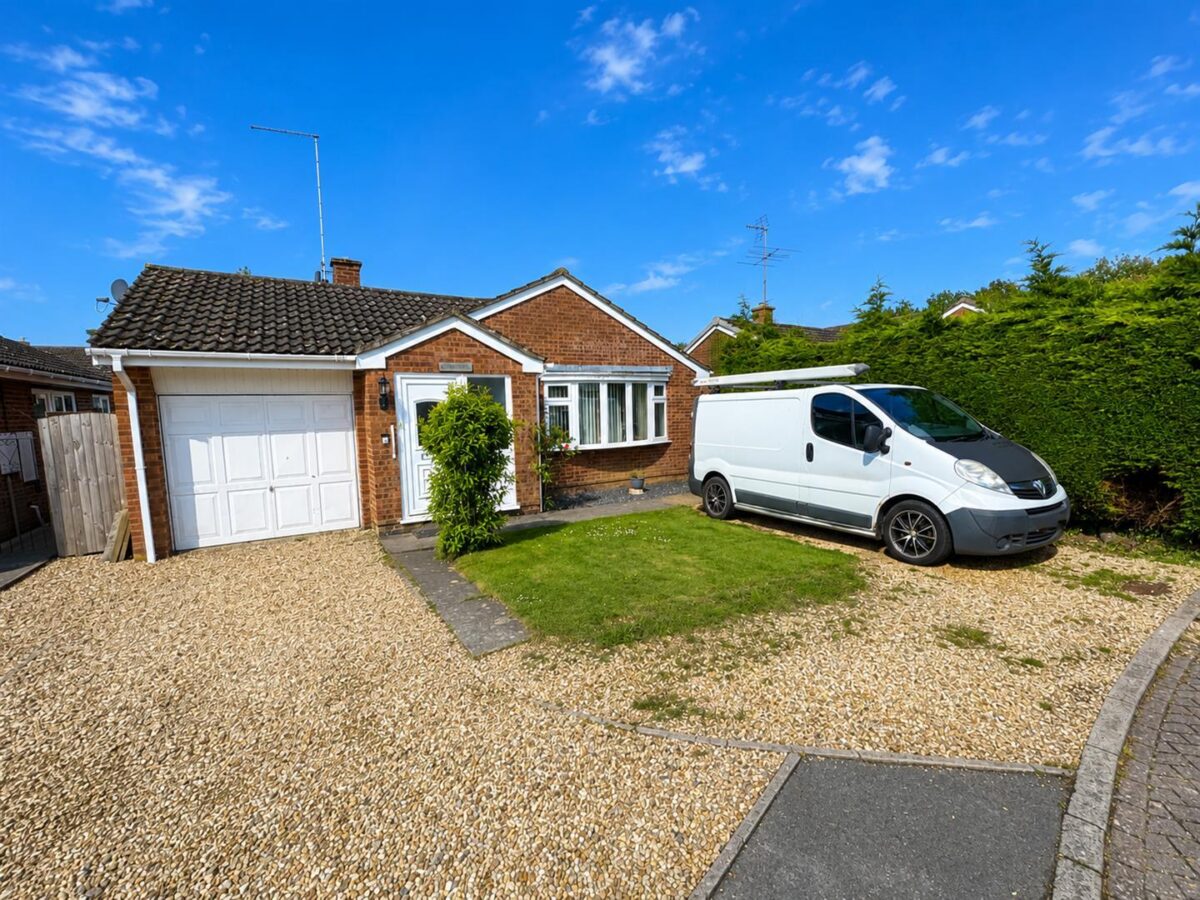 Pound Close, Great Oakley, Corby