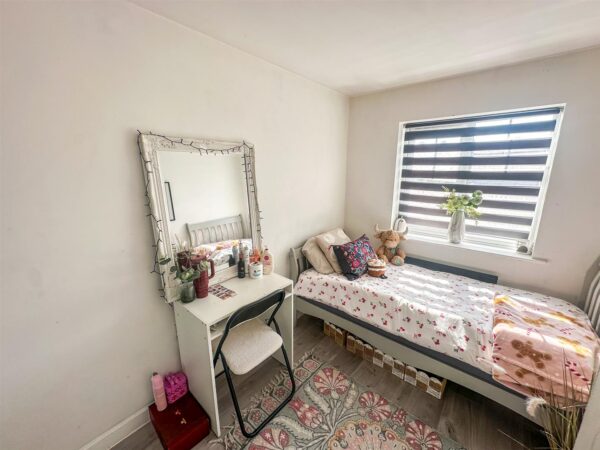 Gunnell Road, Corby