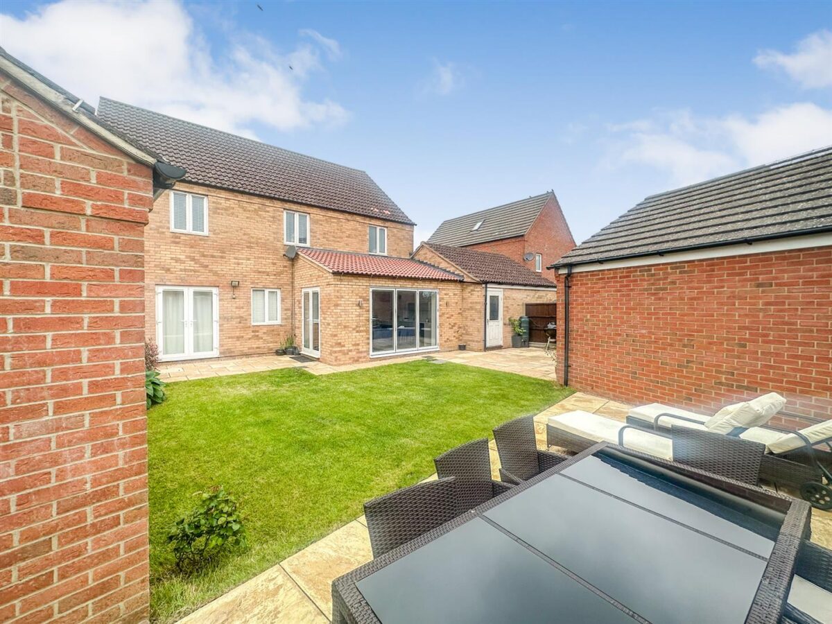 Ullswater Close, Corby