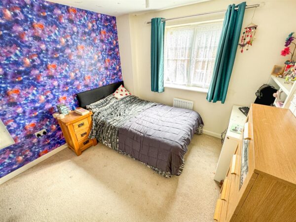 Cotswold Close, Corby