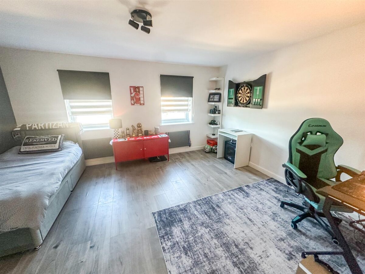 Gunnell Road, Corby